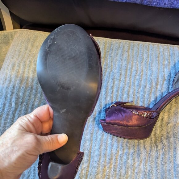 Allure Night Moves Starlight  | Purple | Sequin Glittering Platform | 10 | EUC - Picture 7 of 12